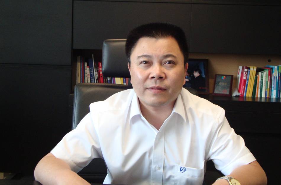 四川久远新方向智能科技有限公司向生建